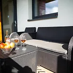 Lux View Sauna Jacuzii *