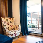 Lux View Sauna Jacuzii