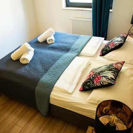 Lux View Sauna Jacuzii アパート