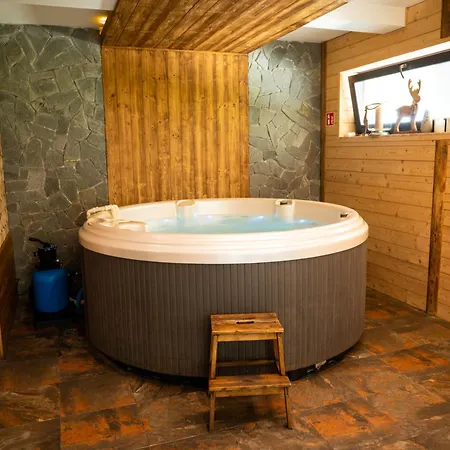 Lux View Sauna Jacuzii 아파트